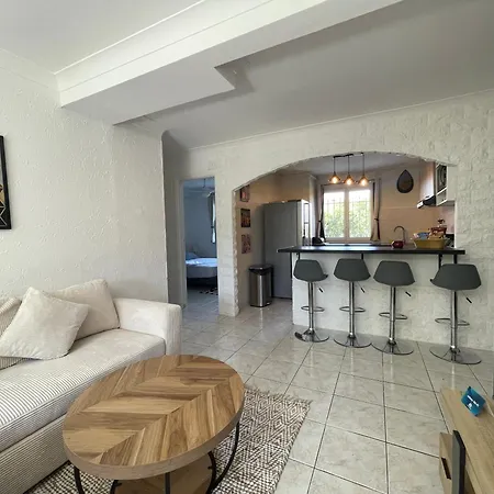 Апартаменты 4 Pieces Entre Et Juan Les Pins Антиб