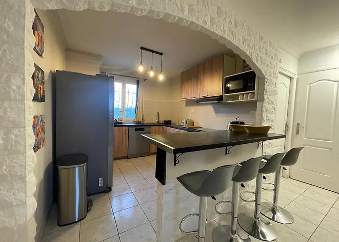 4 Pieces Entre Et Juan Les Pins Апартаменты *