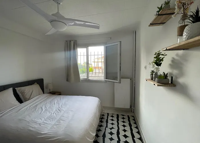 Апартаменты 4 Pieces Entre Et Juan Les Pins Антиб