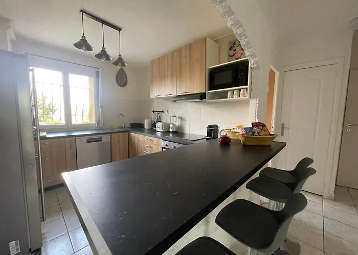 4 Pieces Entre Et Juan Les Pins Апартаменты