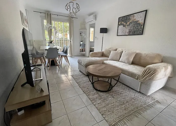 4 Pieces Entre Et Juan Les Pins * Антиб