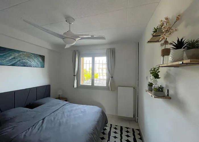 4 Pieces Entre Et Juan Les Pins * Антиб