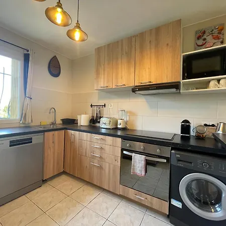 4 Pieces Entre Et Juan Les Pins Antibes